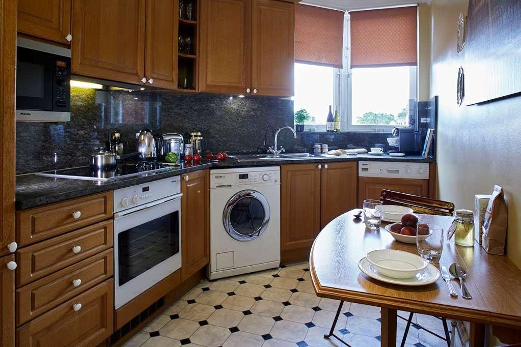 Cheval Three Quays At The Tower Of London Aparthotel Bilik gambar